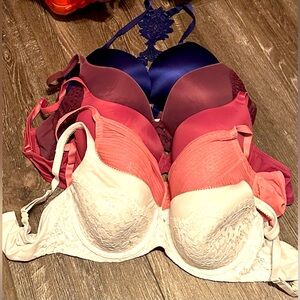 Bundle of Victoria Secret Bras 36DD